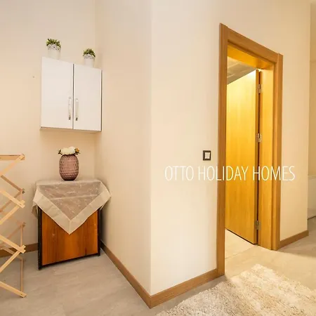Otto Homes شقة *